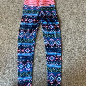 Cutebooty Lounge scrunch butt stretch waistband with pockets leggings.